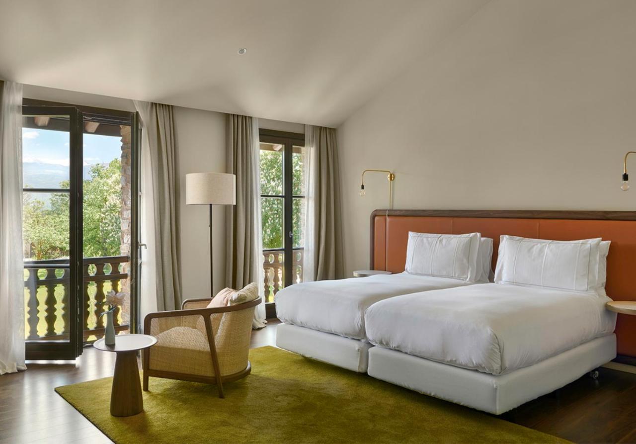 เมร์เซร์ ตอเร เดล เรเมย์ Hotel Bolvir ภายนอก รูปภาพ