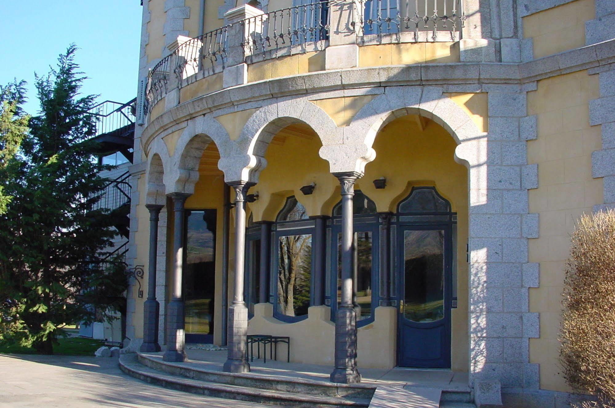 เมร์เซร์ ตอเร เดล เรเมย์ Hotel Bolvir ภายนอก รูปภาพ